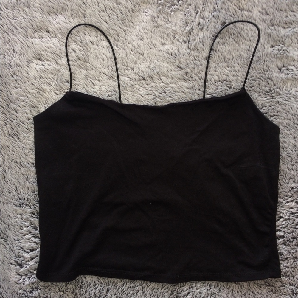 Black thin strapped cropped tank